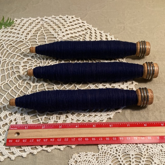 Vintage Wood Thread Spools Set Of 3 With Dark Thread - Picture 6 of 8